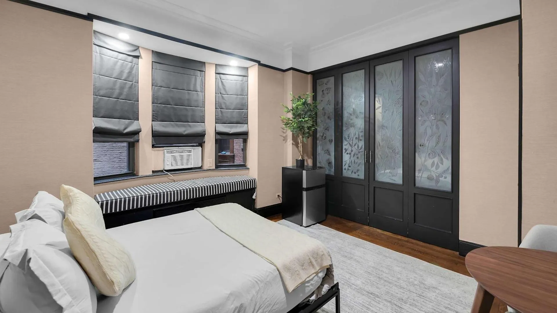 Stylish 2Br Apartment In The Heart Of The City With Gym New York